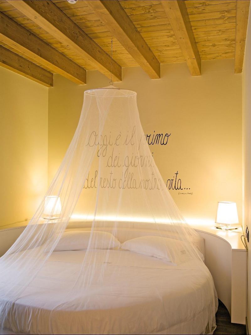 Harmony Suite Hotel Selvino Εξωτερικό φωτογραφία