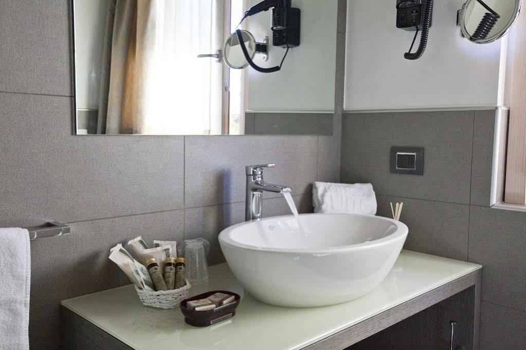 Harmony Suite Hotel Selvino Εξωτερικό φωτογραφία